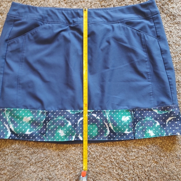 Adidas Large Skort Shorts Skirt With Floral Print! - Picture 7 of 15
